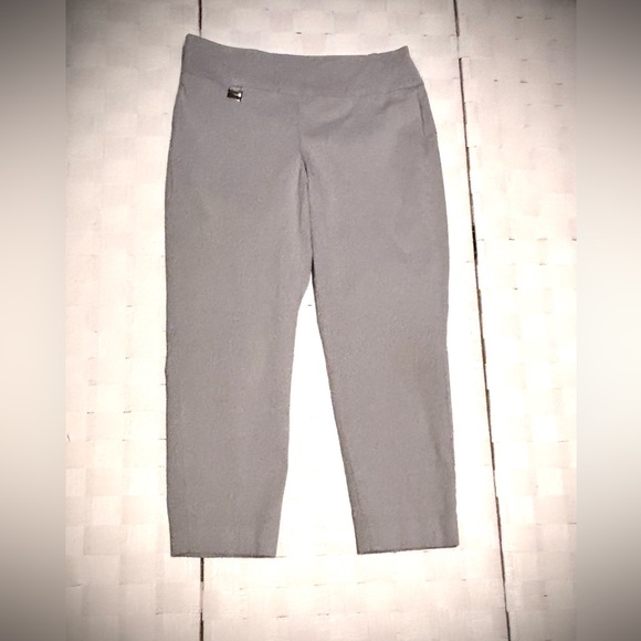 Alfani Pants - Alfani Gray Cropped Ankle Pants
